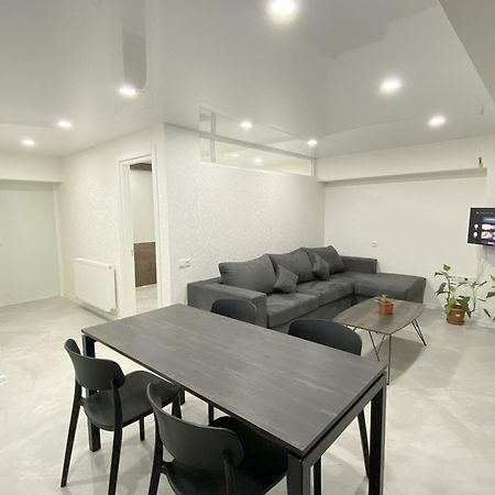 Gss Apartment Tbilisi Zewnętrze zdjęcie